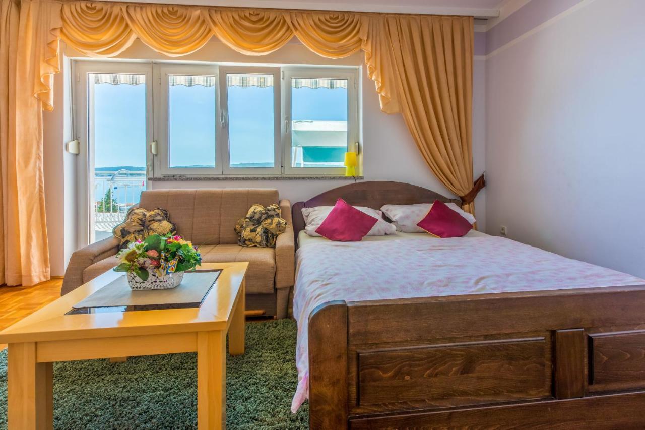 Apartments Ninic Crikvenica Luaran gambar